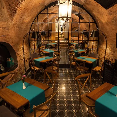 Pino イスタンブール