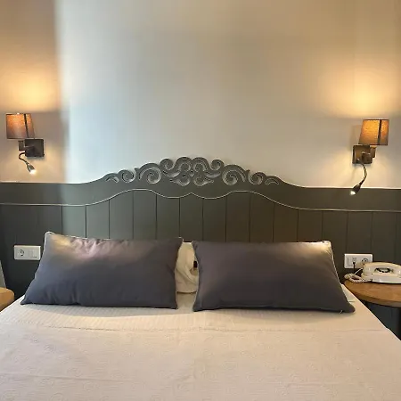 Pino Hotel *
