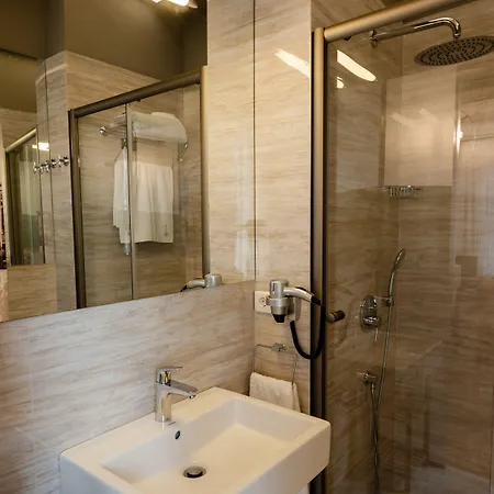 Pino איסטמבול