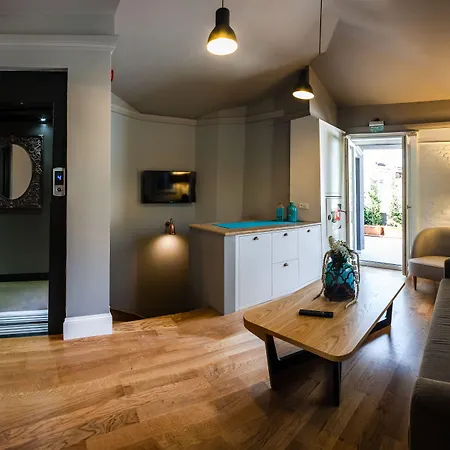 Pino Hotel 3*