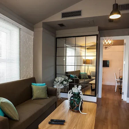 Hotel Pino Estambul